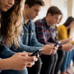 EU Warns France Can’t Force Social Platforms to Do Mandatory Under-15 Age Checks