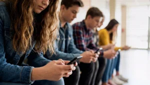 social-media-verbot-frankreich-plattformen-6b96