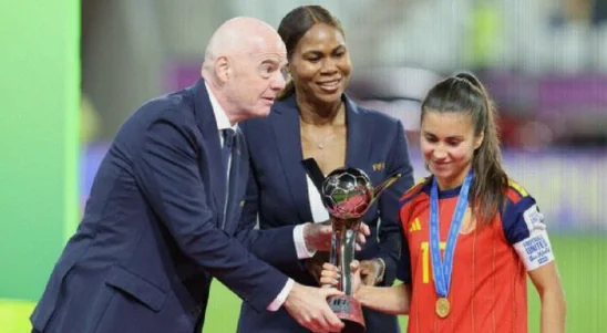 anyone-stop-infantino-fifa-president-cc16