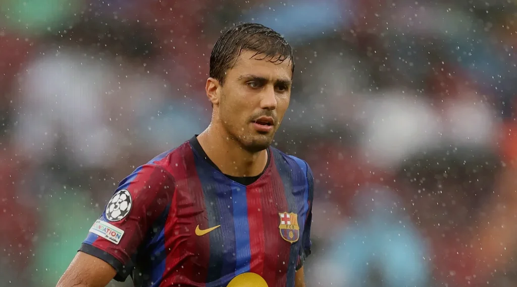 barcelona-star-rodri-issues-public-1367