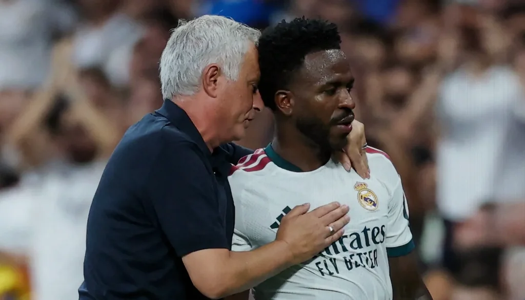 best-jose-mourinho-defends-vinicius-e428