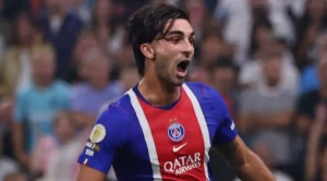 flying-psg-star-vitinha-hails-ce47