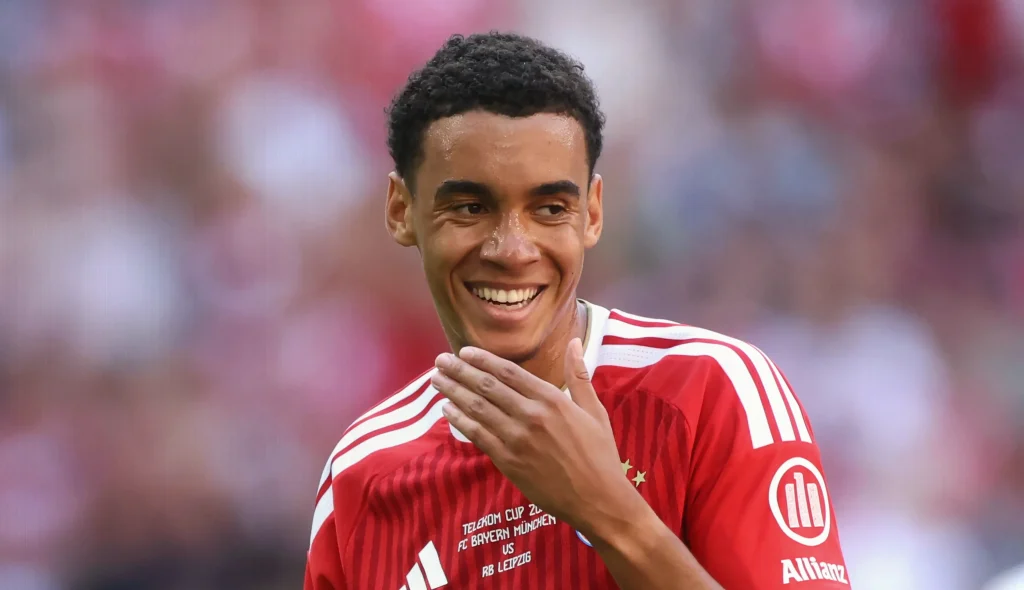 jamal-musiala-set-dramatic-bayern-4b12