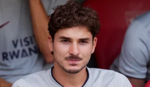 julian-alvarez-set-split-long-abe8