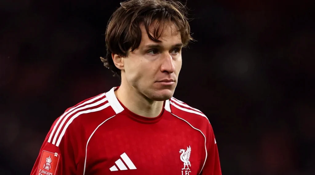liverpool-boss-andoni-iraola-gives-e12e
