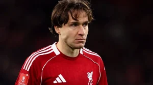 liverpool-boss-andoni-iraola-gives-e12e