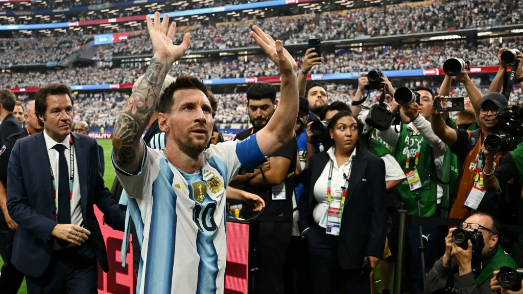 paying-tribute-goat-argentina-pause-19d1