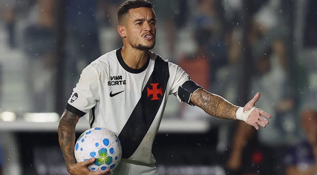philippe-coutinho-defends-controversial-santos-0efa