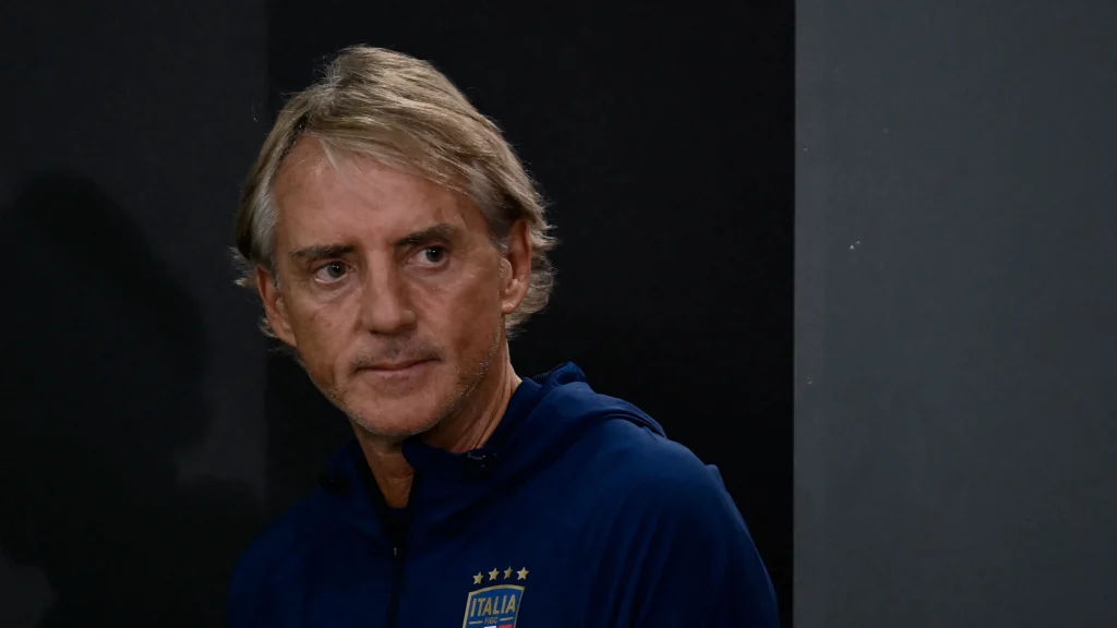 problem-roberto-mancini-distances-himself-a540