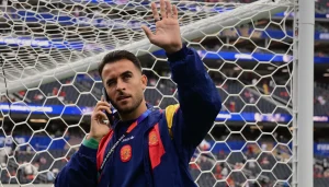 spain-boss-luis-fuente-plays-ae3d