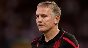 very-tough-night-phil-parkinson-9495
