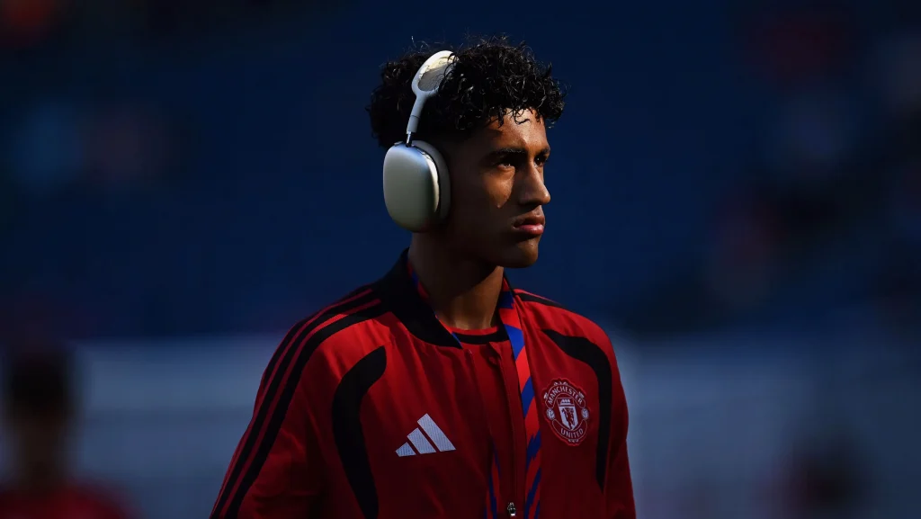 wait-another-six-weeks-roy-dd28
