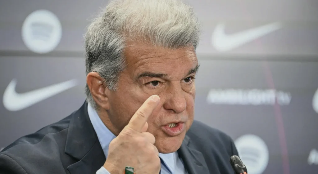 barcelona-president-joan-laporta-launches-465d