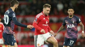 carrick-hit-injury-crisis-shaw-4b65