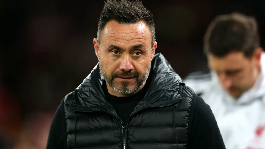 charlie-austin-slams-volatile-roberto-442e
