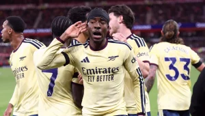 david-raya-hails-special-noni-4e41