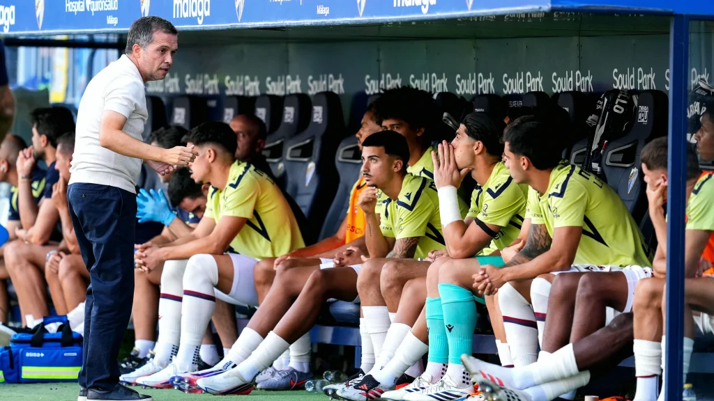levante-boss-luis-castro-calls-4ff8