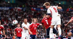 licking-lips-harry-kane-reveals-088a
