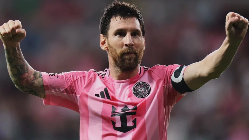 lionel-messi-given-green-light-2417