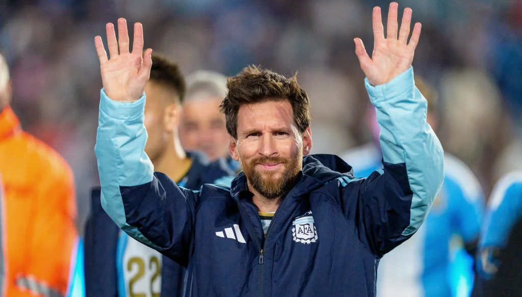 lionel-messi-named-honorary-river-d99e
