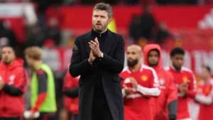 man-united-stuck-their-underperforming-e4b3