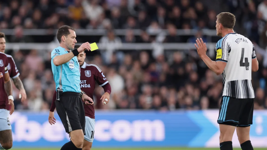 referees-boss-howard-webb-explains-c412