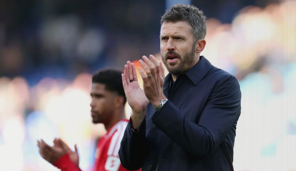 step-forward-michael-carrick-backs-1671